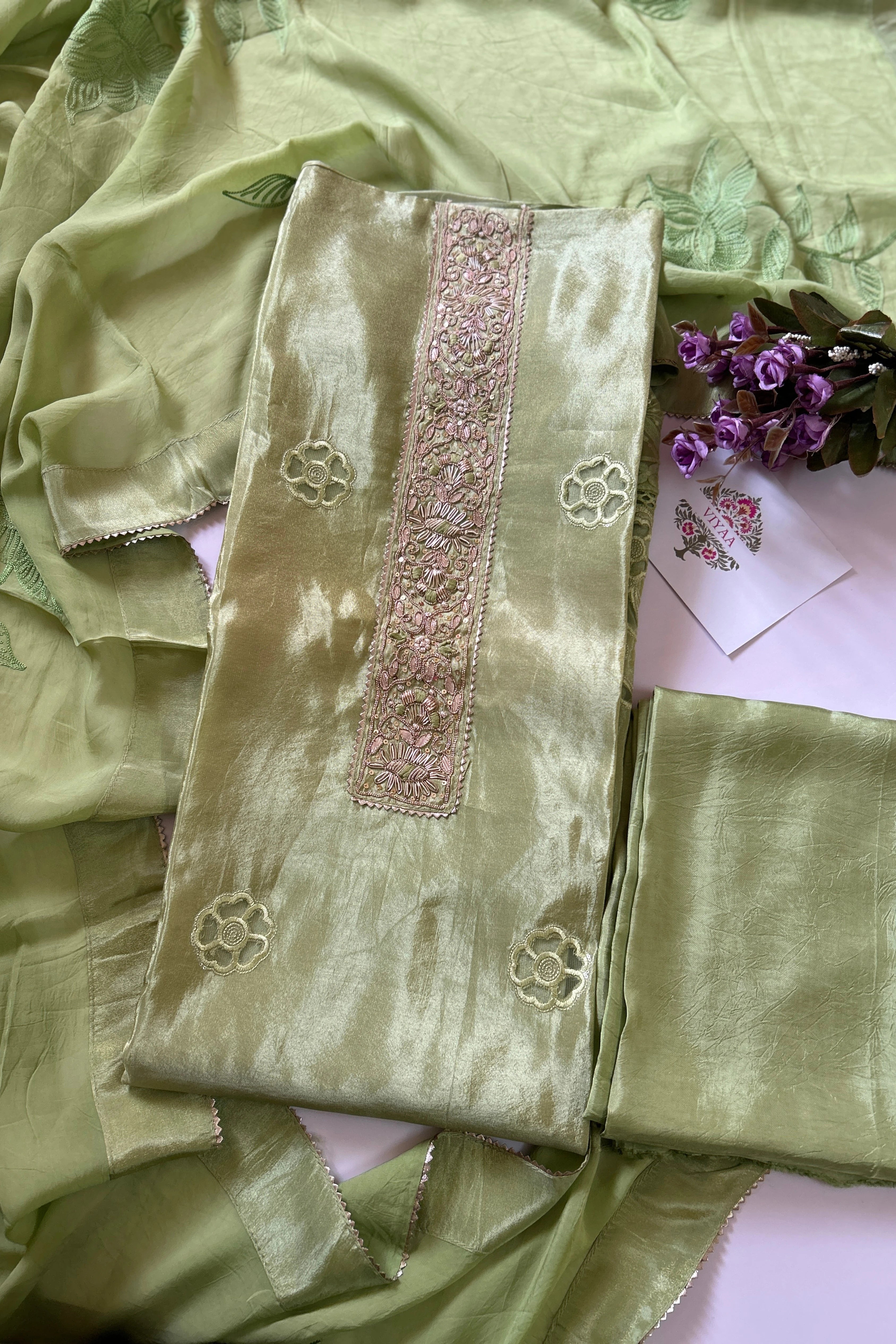 Tissue silk suit